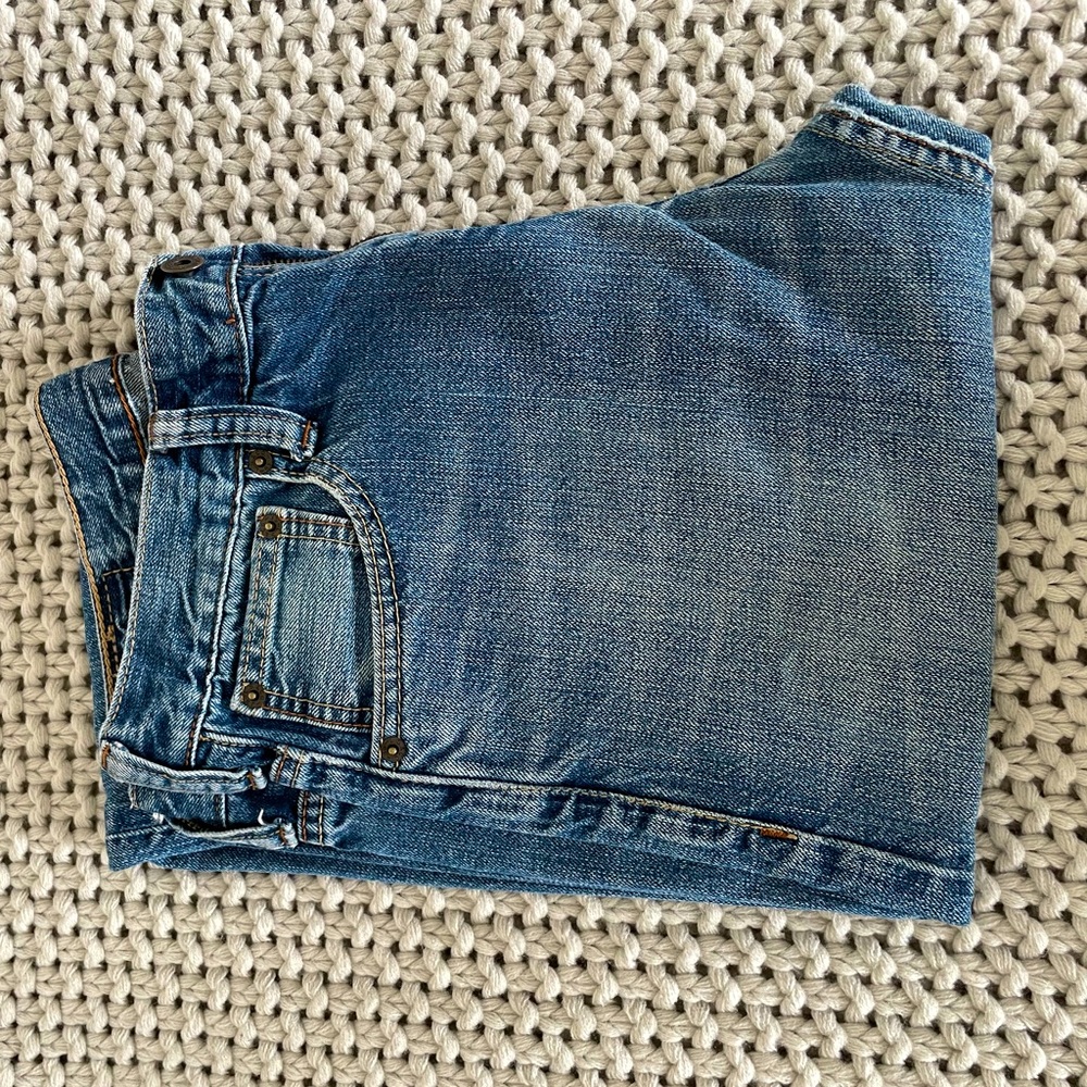 Levi’s Men’s 521 Jeans, Size 29/30, Light Wash